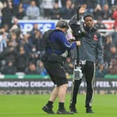 Newcastle United’s English midfielder Joe Willock waves to the crowd as he is introduced before the English Premier League football match between Newcastle United and West Ham United at St James’ Park in Newcastle-upon-Tyne, north east England on August 15, 2021. 