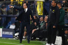 Unai Emery, Head Coach of Villarreal CF gives their side instructions during the UEFA Champions League group F match between Villarreal CF and BSC Young Boys at Estadio de la Ceramica on November 02, 2021 in Villarreal, Spain. 