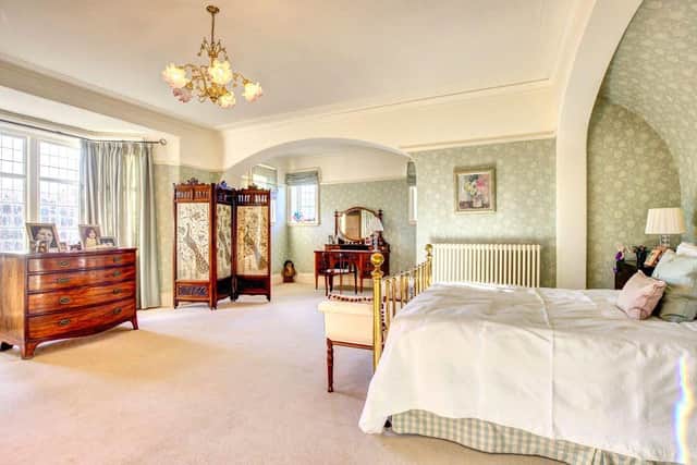 There’s a real grandeur about the place (Image: Rightmove)