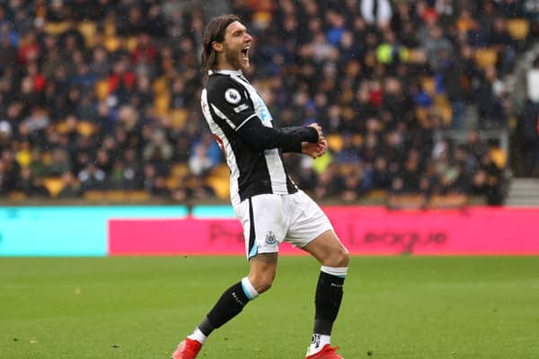 Jeff Hendrick has joined Queens Park Rangers on loan. 