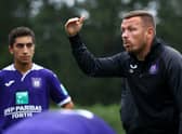 Craig Bellamy has been appointed assistant manager at Burnley. 