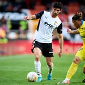 Newcastle United are reportedly looking to hijack Wolves' bid to sign Valencia winger Goncalo Guedes and are in direct talks with the player. Wolves have reportedly already had a bid accpeted for the 25-year-old. (Gianluigi Longari - Sportitalia)