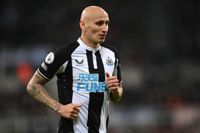 Newcastle United midfielder Jonjo Shelvey is set to spend three months on the sidelines. (Photo by Stu Forster/Getty Images)