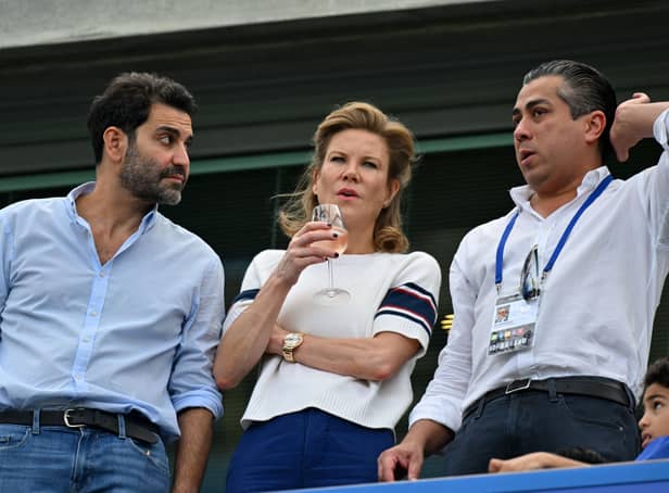 <p>Newcastle United’s English minority owner Amanda Staveley and her husband Mehrdad Ghodoussi chat with Chelsea’s owner US businessman Behdad Eghbali (Photo by GLYN KIRK/AFP via Getty Images)</p>