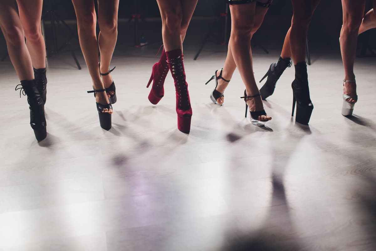 Commercial heels dance discount