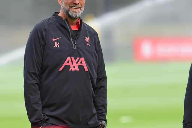  KIRKBY, ENGLAND - AUGUST 25: (THE SUN OUT. THE SUN O0N SUNDAY OUT) Jurgen Klopp manager of Liverpool during a training session at AXA Training Centre on August 25, 2022 in Kirkby, England. (Photo by John Powell/Liverpool FC via Getty Images)