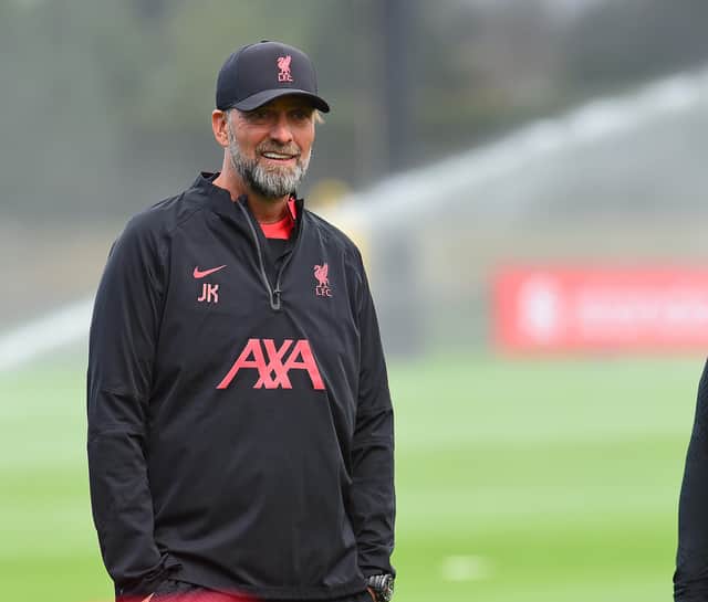 KIRKBY, ENGLAND - AUGUST 25: (THE SUN OUT. THE SUN O0N SUNDAY OUT) Jurgen Klopp manager of Liverpool during a training session at AXA Training Centre on August 25, 2022 in Kirkby, England. (Photo by John Powell/Liverpool FC via Getty Images)