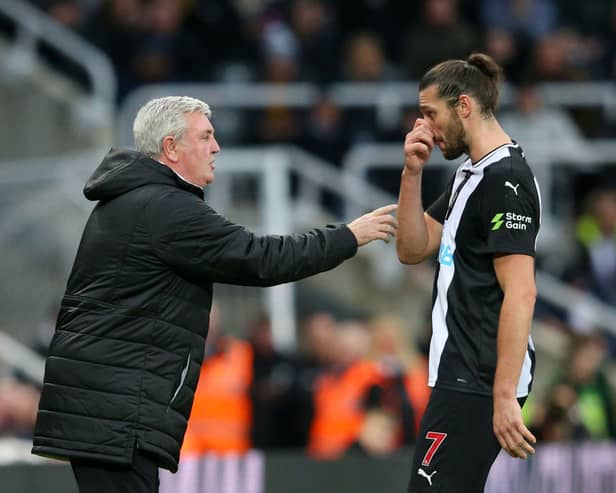 Former Newcastle United pair Steve Bruce and Andy Carroll. (Photo by Alex Livesey/Getty Images)