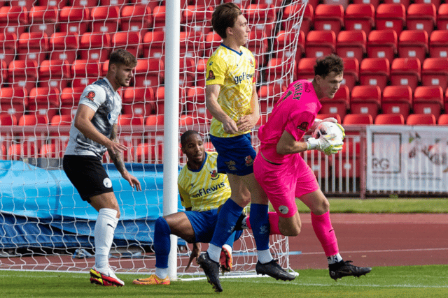 Gateshead’s on-loan Newcastle United goalkeeper Dan Langley in action for the National League club (image by Charles Waugh)