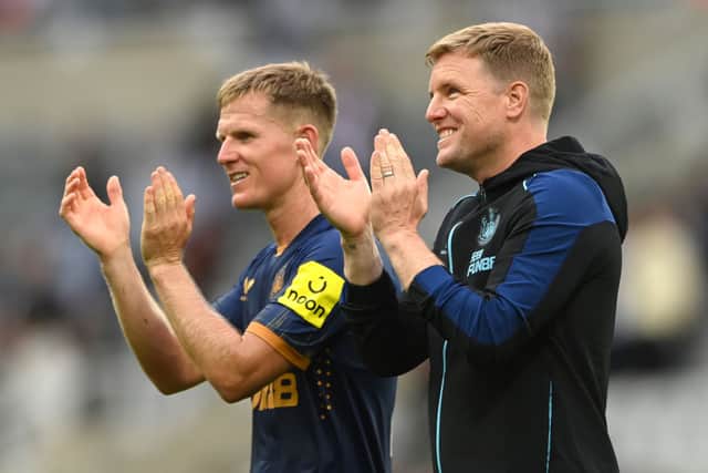 Newcastle United head coach Eddie Howe and winger Matt Ritchie. (Photo by Stu Forster/Getty Images)