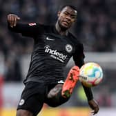 Evan Ndicka of Frankfurt controls the ball during the Bundesliga match between 1. FSV Mainz 05 and Eintracht Frankfurt at MEWA Arena on November 13, 2022 in Mainz, Germany.