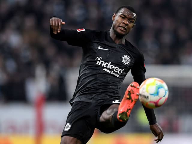 Evan Ndicka of Frankfurt controls the ball during the Bundesliga match between 1. FSV Mainz 05 and Eintracht Frankfurt at MEWA Arena on November 13, 2022 in Mainz, Germany.