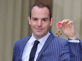  Martin Lewis with his Order of the British Empire (Getty Images)