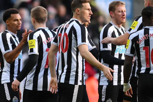 Newcastle United celebrate after Sean Longstaff scored the opening goal in the friendly win against Rayo Vallecano (Photo by Stu Forster/Getty Images)