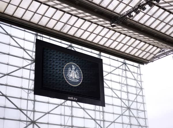 NEWCASTLE UPON TYNE, ENGLAND - OCTOBER 19: A general view of the LED Screen, displaying the emblem of Newcastle United, on the inside of the stadium prior to kick off of the Premier League match between Newcastle United and Everton FC at St. James Park on October 19, 2022 in Newcastle upon Tyne, England. (Photo by George Wood/Getty Images)