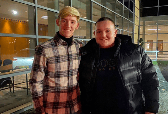 Anthony Gordon with a Newcastle fan who gave him a lift. 