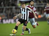 Newcastle United right-back Kieran Trippier (left) and West Ham attacking midfielder Said Benrahma (right)  (Photo by OLI SCARFF/AFP via Getty Images)