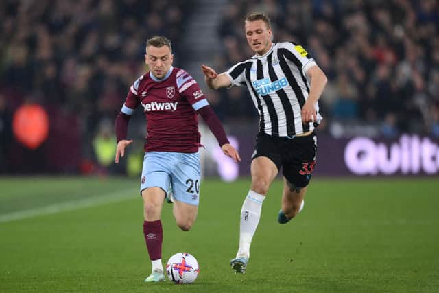 West Ham United forward Jarrod Bowen (left) and Newcastle United defender Dan Burn (right). (Photo by Justin Setterfield/Getty Images)