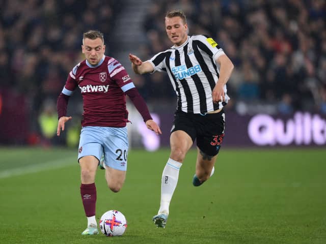 West Ham United forward Jarrod Bowen (left) and Newcastle United defender Dan Burn (right). (Photo by Justin Setterfield/Getty Images)