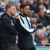 Newcastle United’s English head coach Eddie Howe (L) and Newcastle United’s assistant coach Jason Tindall (R) look on during the English Premier League football match between Aston Villa and Newcastle Utd at Villa Park in Birmingham, central England on April 15, 2023. (Photo by Geoff Caddick / AFP)