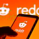 The Reddit app has gone down leaving hundreds unable to access the site on their phones