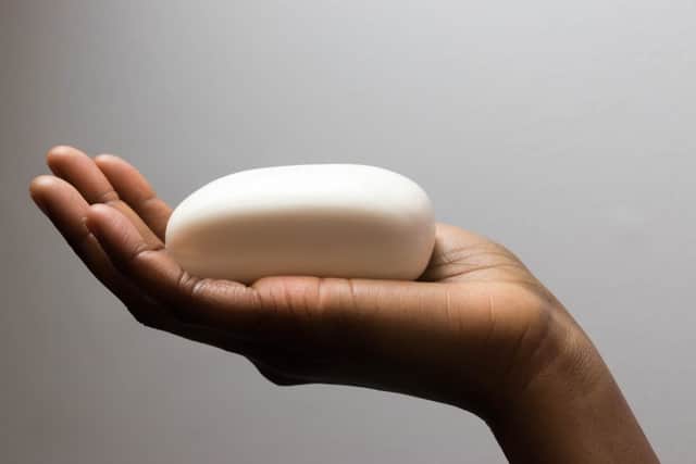 Swap liquid gel for a bar of soap (photo: Shutterstock)