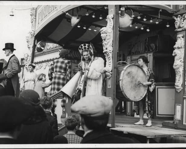 Performers of all descriptions came to the Hoppings to entertain the people of Newcastle, 1940’s