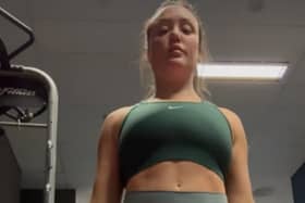Charlotte Crosby has revealed her toned figure. (Picture: Instagram/@charlottegshore)