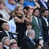 Amanda Staveley alongside Yasir-Al-Rumayyan (c) and Mehrdad Ghodoussi (Image: Getty Images)