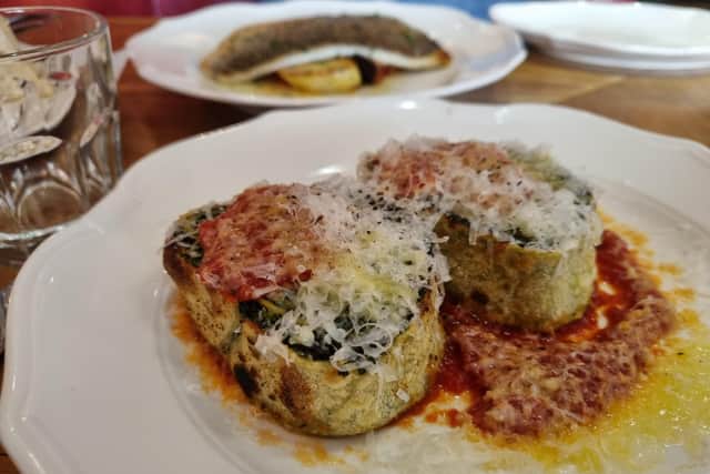 If you like cheesy pasta with a hint of green, this one is for you - the rotolo di spinaci.