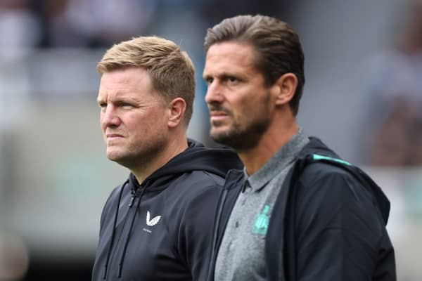  Eddie Howe (L), Manager of Newcastle United, looks on with Assistant, Jason Tindall during the Sela Cup match between ACF Fiorentina and Newcastle United at St James' Park on August 05, 2023 in Newcastle upon Tyne, England. (Photo by George Wood/Getty Images)