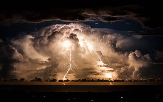 Thunderstorms will hit south east of England on Thursday, said the Met Office.
