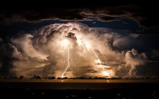 Thunderstorms will hit south east of England on Thursday, said the Met Office.