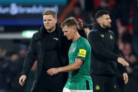 Newcastle United head coach Eddie Howe and winger Matt Ritchie. (Photo by Eddie Keogh/Getty Images)