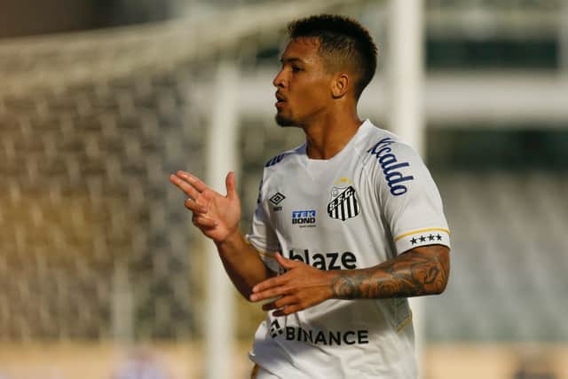 Santos FC forward Marcos Leonardo is set to join Benfica. (Photo by Ricardo Moreira/Getty Images)