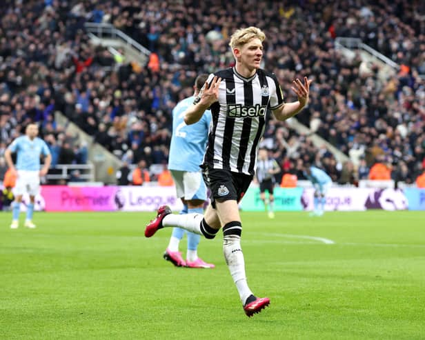 NEWCASTLE UPON TYNE, ENGLAND - JANUARY 13: Anthony Gordon of Newcastle United celebrates scoring his team's second goal during the Premier League match between Newcastle United and Manchester City at St. James Park on January 13, 2024 in Newcastle upon Tyne, England. (Photo by Alex Livesey/Getty Images)