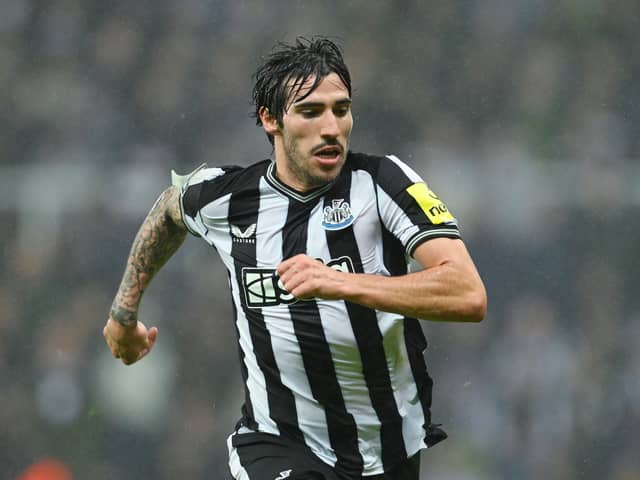 Sandro Tonali plays alongside Federico Chiesa at international level