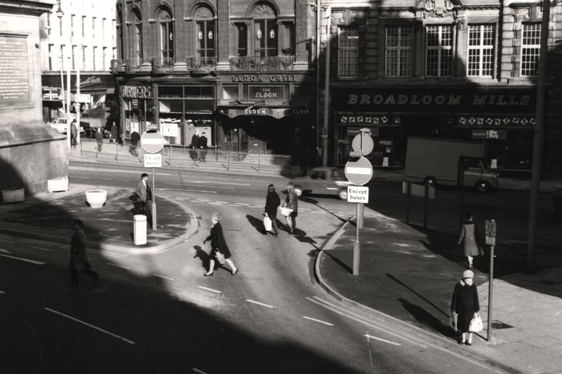 A 1969 view of Grey Street taken from Grainger Street.