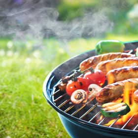 JeffBet has shared the top tips on cutting costs of a BBQ this summer. (Photo credit: Alexander Raths - stock.adobe.com)