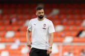 Giorgi Mamardashvili of Valencia CF inspects the pitch prior to the La Liga match between Valencia CF and FC Barcelona at Estadio Mestalla on August 17, 2024 in Valencia, Spain. (Photo by Aitor Alcalde/Getty Images)