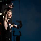 Sum 41 have cancelled the Australian tour as lead singer Deryck Whibley battles pneumonia