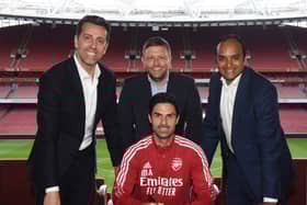 Arsenal manager Mikel Arteta with (L) Director of Football Edu, (2ndL) Director of Football Operations Richard Garlick and CEO Vinai Venketasham as he signs a new contracts at Emirates Stadium. (Photo by Stuart MacFarlane/Arsenal FC via Getty Images)