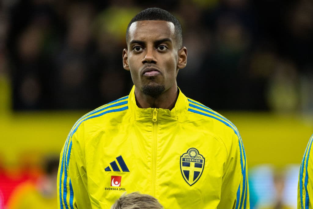 Newcastles Isak Transfer Shearers Its Ridiculous Condemnation What Happens Next - 63478zx