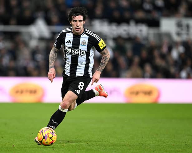 Sandro Tonali of Newcastle United in action during the Premier League match between Newcastle United FC and Wolverhampton Wanderers FC at St James' Park on January 15, 2025 in Newcastle upon Tyne, England. (Photo by Stu Forster/Getty Images)