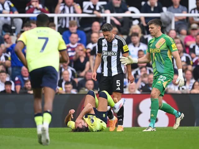 Fabian Schar of Newcastle United clashes with Ben Brereton Diaz of Southampton leading to him being shown a red card during the Premier League match between Newcastle United and Southampton. (Photo by Stu Forster/Getty Images)