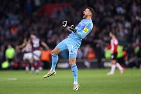 Martin Dubravka of Newcastle United celebrates after teammate Sandro Tonali (not pictured) scored their team's third goal during the Premier League match between Southampton FC and Newcastle United FC at St Mary's Stadium on January 25, 2025 in Southampton, England. (Photo by Ryan Pierse/Getty Images)