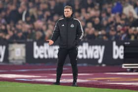 Eddie Howe, Manager of Newcastle United, gestures during the Premier League match between West Ham United FC and Newcastle United FC at London Stadium on March 10, 2025 in London, England. (Photo by Julian Finney/Getty Images)