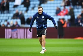 Harry Winks of Leicester City warms up prior to the Premier League match between Aston Villa FC and Leicester City FC at Villa Park on January 04, 2025 in Birmingham, England. (Photo by Michael Regan/Getty Images)