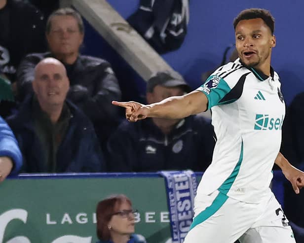 Newcastle United's English midfielder #23 Jacob Murphy celebrates after scoring the opening goal of the English Premier League football match between Leicester City and Newcastle United at King Power Stadium in Leicester, central England on April 7, 2025. (Photo by Darren Staples / AFP) 