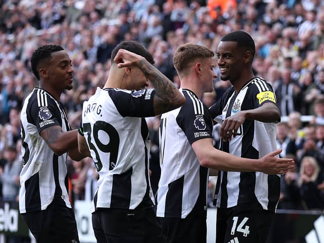 Alexander Isak of Newcastle United celebrates with teammates after scoring his team's first goal during the Premier League match between Newcastle United FC and Ipswich Town FC at St James' Park on April 26, 2025 in Newcastle upon Tyne, England. (Photo by Alex Livesey/Getty Images)